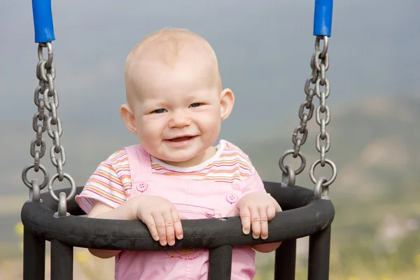 Todder en swing — Foto de Stock