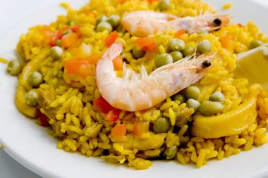 Paella.