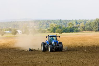 Tractor clipart