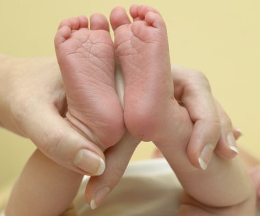 Baby's feet clipart