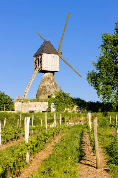 Moinho de vento, França — Fotografia de Stock