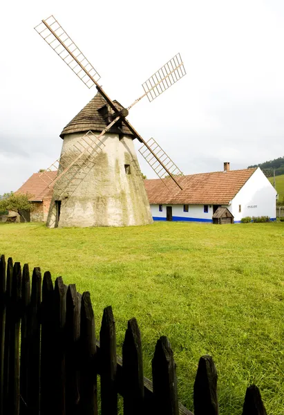 Windmühle — Stockfoto