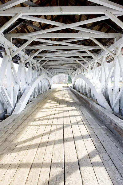 Groveton cubierto puente —  Fotos de Stock