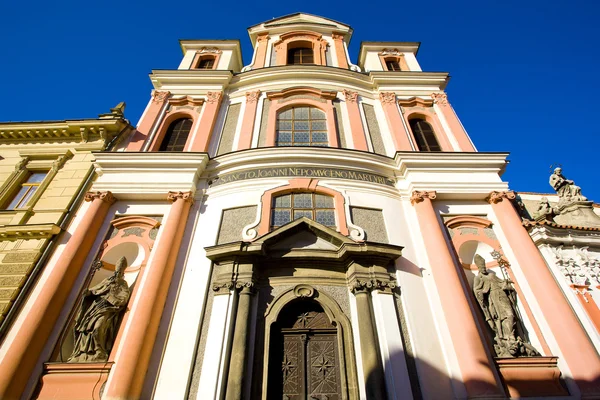 教会的圣 jan nepomucky、 库特纳、 捷克共和国 — 图库照片