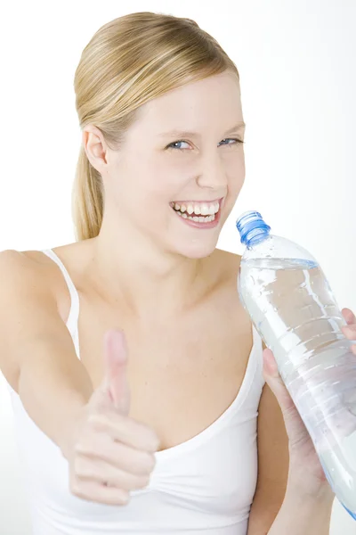 Жінка з пляшкою води — стокове фото