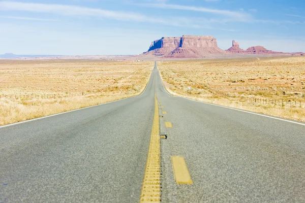 Road, Monument Valley National Park, Arizona, USA — Stock Photo, Image