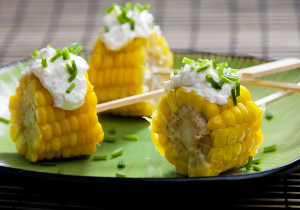 stock image Cooked corn with garlic paste