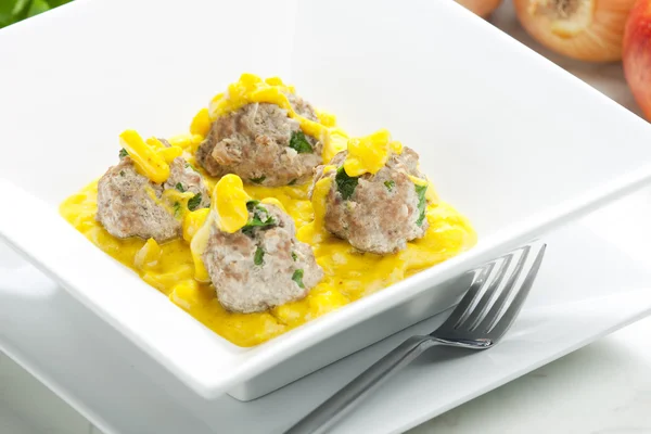 Minced meat and herbs balls — Stock Photo, Image