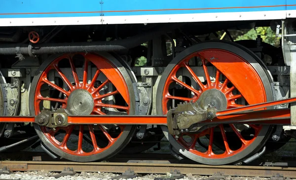 Dettaglio locomotiva a vapore chiamata Pappagallo (477.043), deposito Luzna — Foto Stock