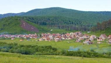 Çingene köyü yakınlarında krasna horka, Slovakya