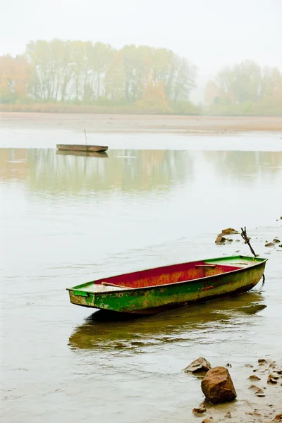 Осенний пруд — стоковое фото