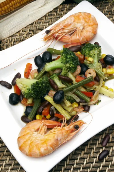 Vegetables with prawns — Stock Photo, Image