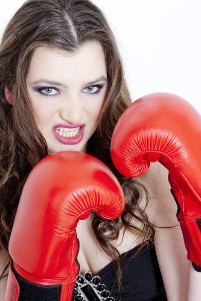 Mujer con guantes de boxeo — Foto de Stock