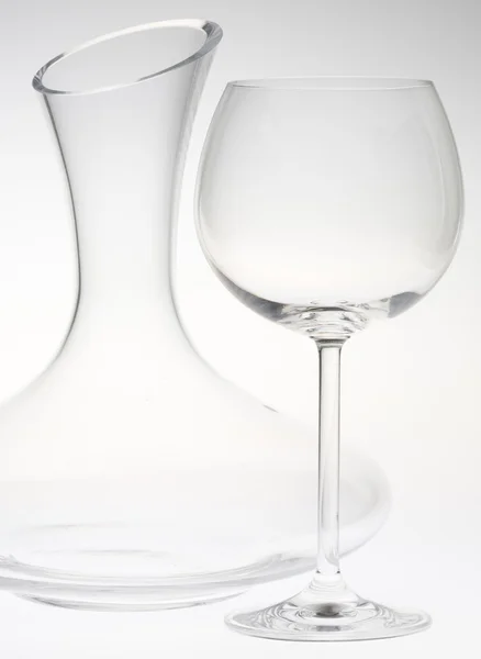 Ποτήρι κρασιού με την καράφα — Φωτογραφία Αρχείου