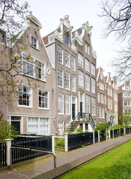 Begijnhof, amsterdam, Nederland — Stockfoto