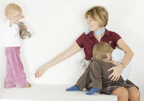 Mother with her children — Stock Photo, Image