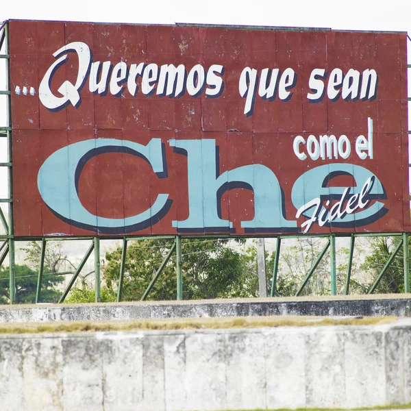 Политический рекламный щит (Че Гевара), Санта-Клара, Куба — стоковое фото