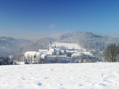 Manastır, vyssi brod