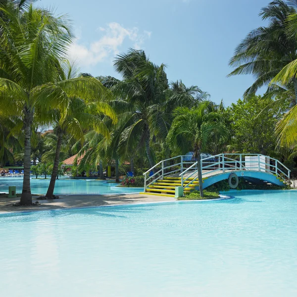 Hotel "s swimming pool, Varadero, Cuba — стоковое фото