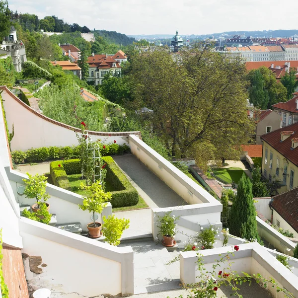 Ledeburska trädgård, Prag, Tjeckien — Stockfoto