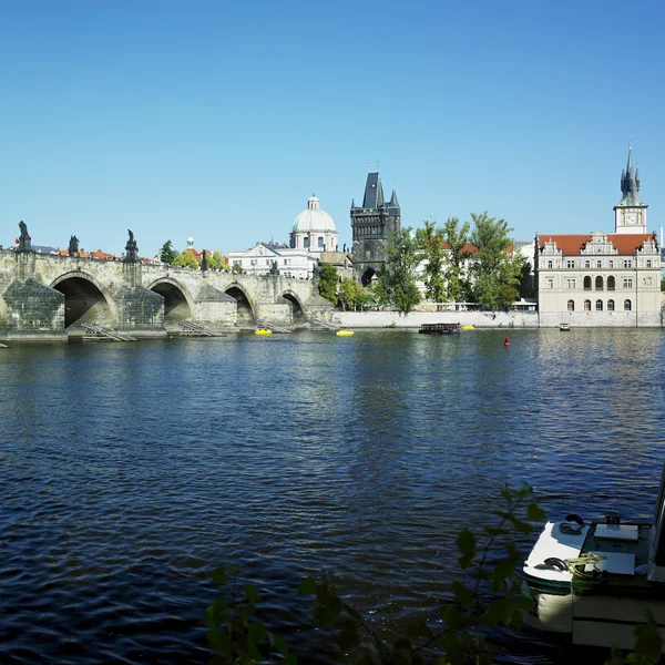Charles Köprüsü ve Prag — Stok fotoğraf