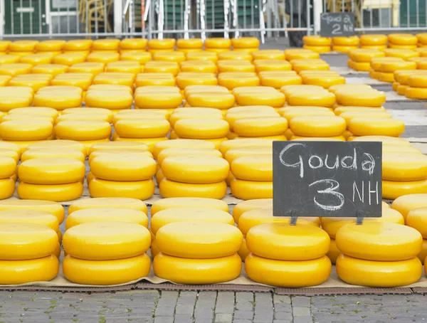 チーズ市場 — ストック写真