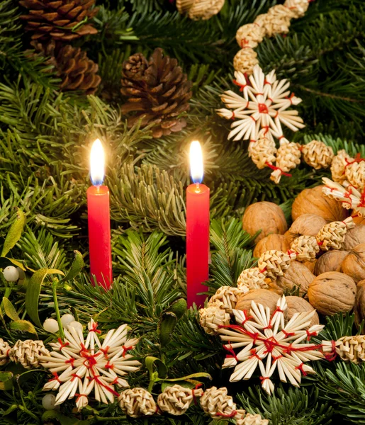 Bodegón de Navidad con velas — Foto de Stock