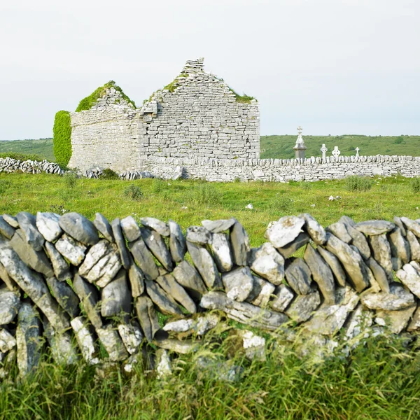 卡伦教会、 布伦、 克莱尔郡、 爱尔兰的废墟 — 图库照片