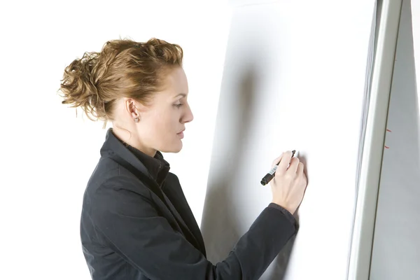 Geschäftsfrau am Whiteboard — Stockfoto
