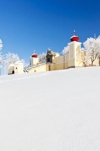Berg van de moeder van god, Lyžiarsky klooster, Tsjechië — Stockfoto