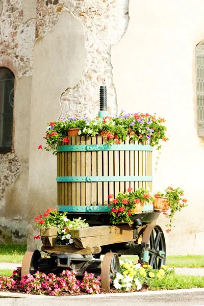 Wine-press, Chatenois, Эльзас, Франция — стоковое фото