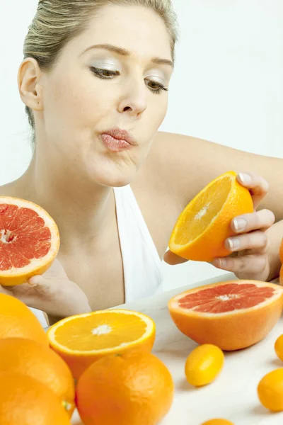 Portrait Young Woman Citrus Fruit — Stock Photo, Image