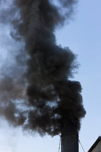 喫煙の煙突の詳細 — ストック写真