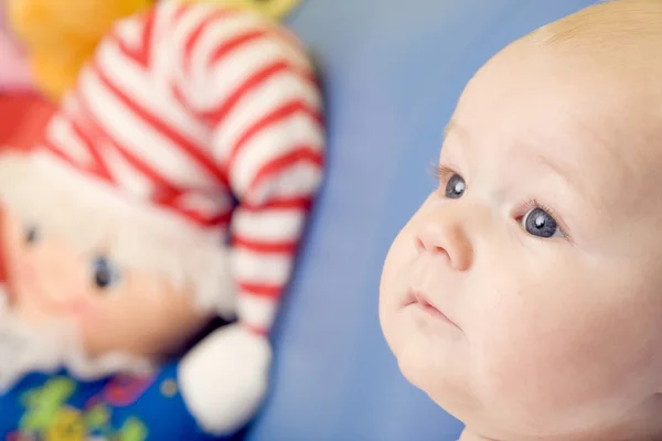Portret Van Baby Met Speelgoed — Stockfoto