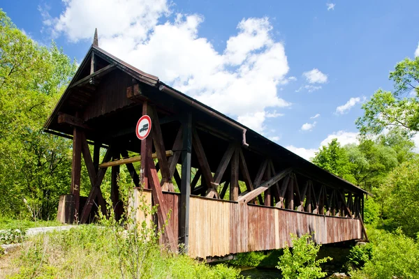 Kaplı Ahşap Köprü Stefanska Huta Slovakya — Stok fotoğraf