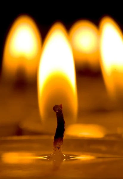 Xmass тема со свечами — стоковое фото