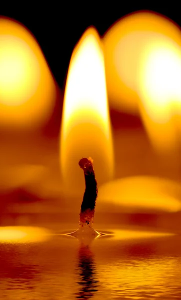 Helles Kerzenlicht — Stockfoto