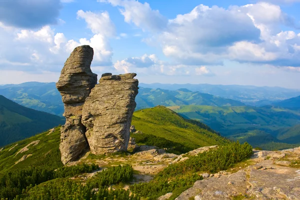 Rock i bergen — Stockfoto