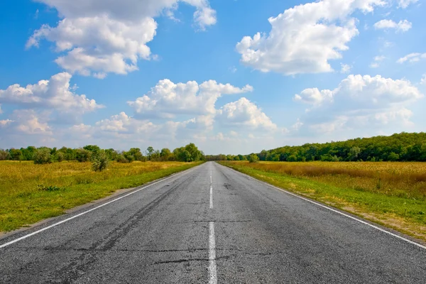Empty countryside road — Stock Photo, Image
