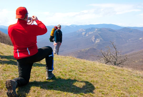 Hiker take a picture — Stock Photo, Image