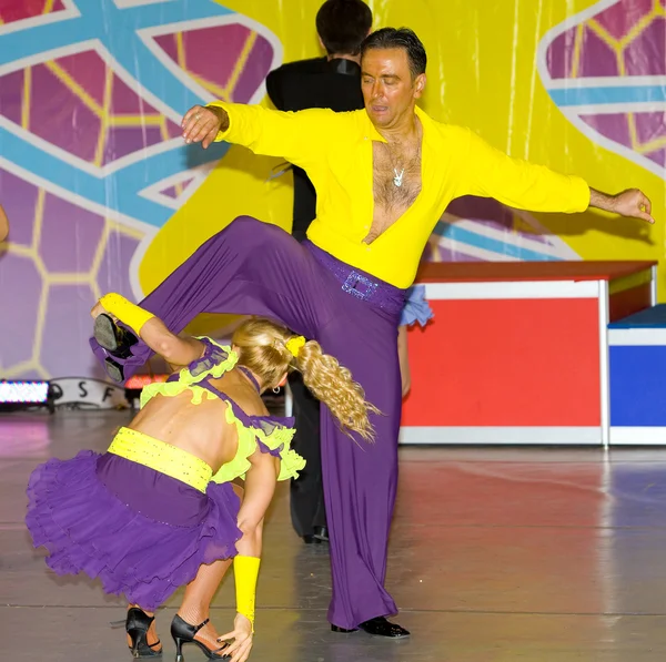 Bailarines de salsa —  Fotos de Stock