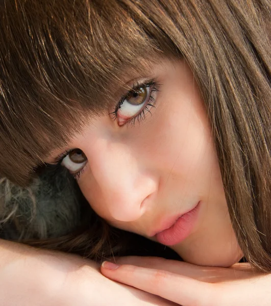 Jong meisje close-up portret — Stockfoto