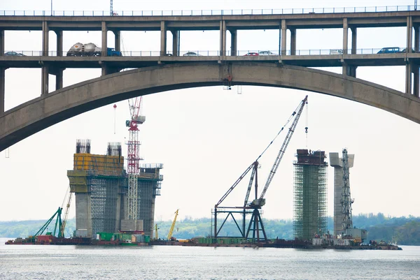 Construction of a bridge — Stock Photo, Image