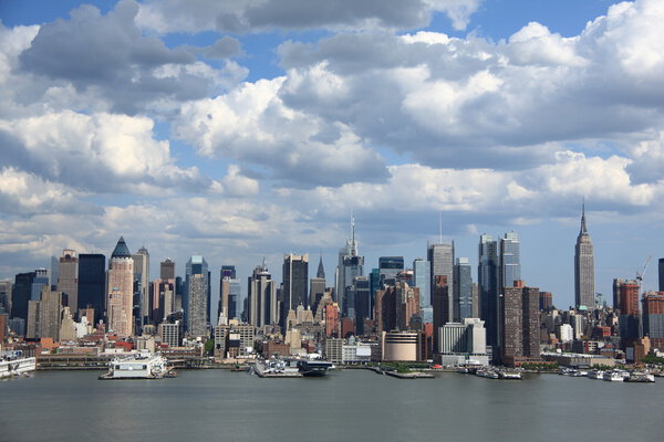 NYC skyline as seen from across the Hudson River in New Jersey