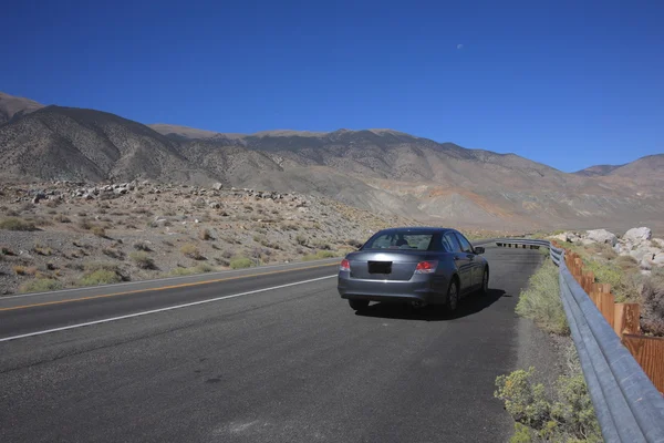 Mountain Pass - Autopista del Desierto —  Fotos de Stock