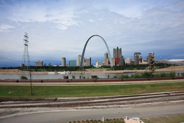 St. Louis Skyline - Arco de porta de entrada — Fotografia de Stock
