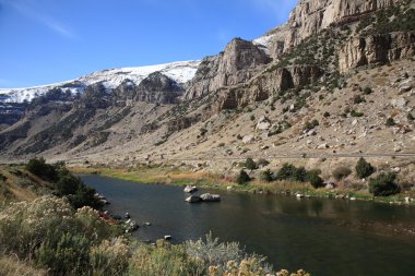 dağ ve nehir - wyoming