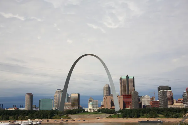 stock image St. Louis Skyline - Gateway Arch