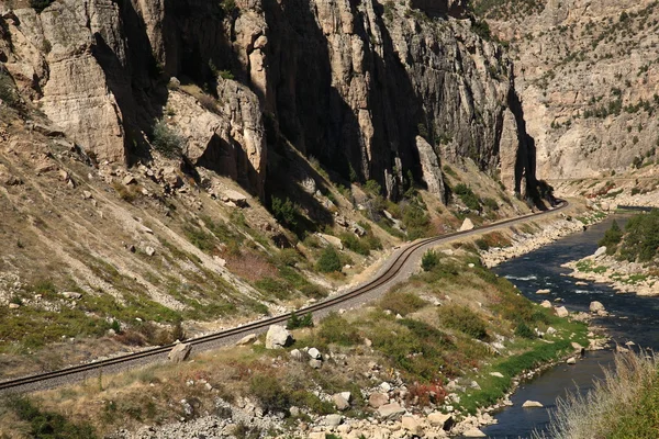 Faixas de rio e estrada de ferro de Wyoming — Fotografia de Stock