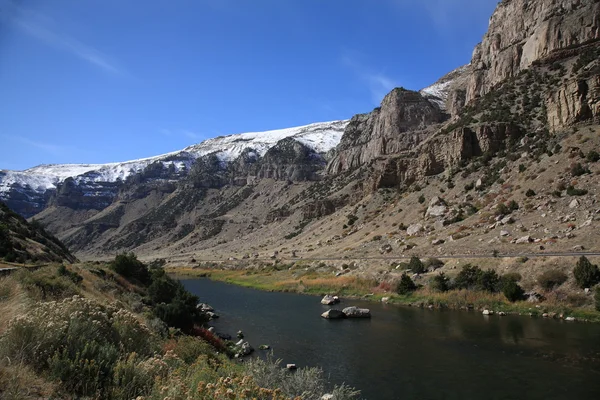 Mountain Range and River - Wyoming — Stock Photo, Image